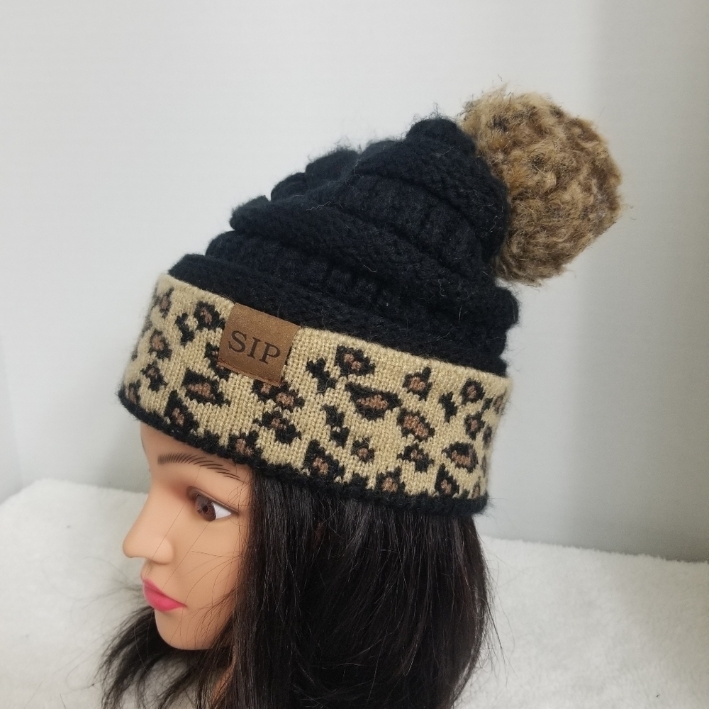 SIP Cotton Pom Pom Hat